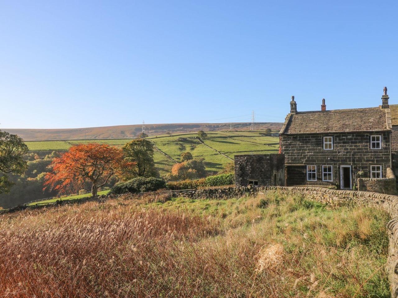 The Cottage, Beeston Hall Sowerby Bridge Exterior photo